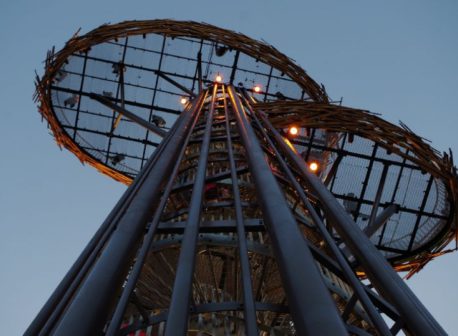 "Pesapuu" vaatetorn Ööbikuorus