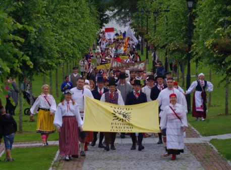 võru pärimustantsu festival
